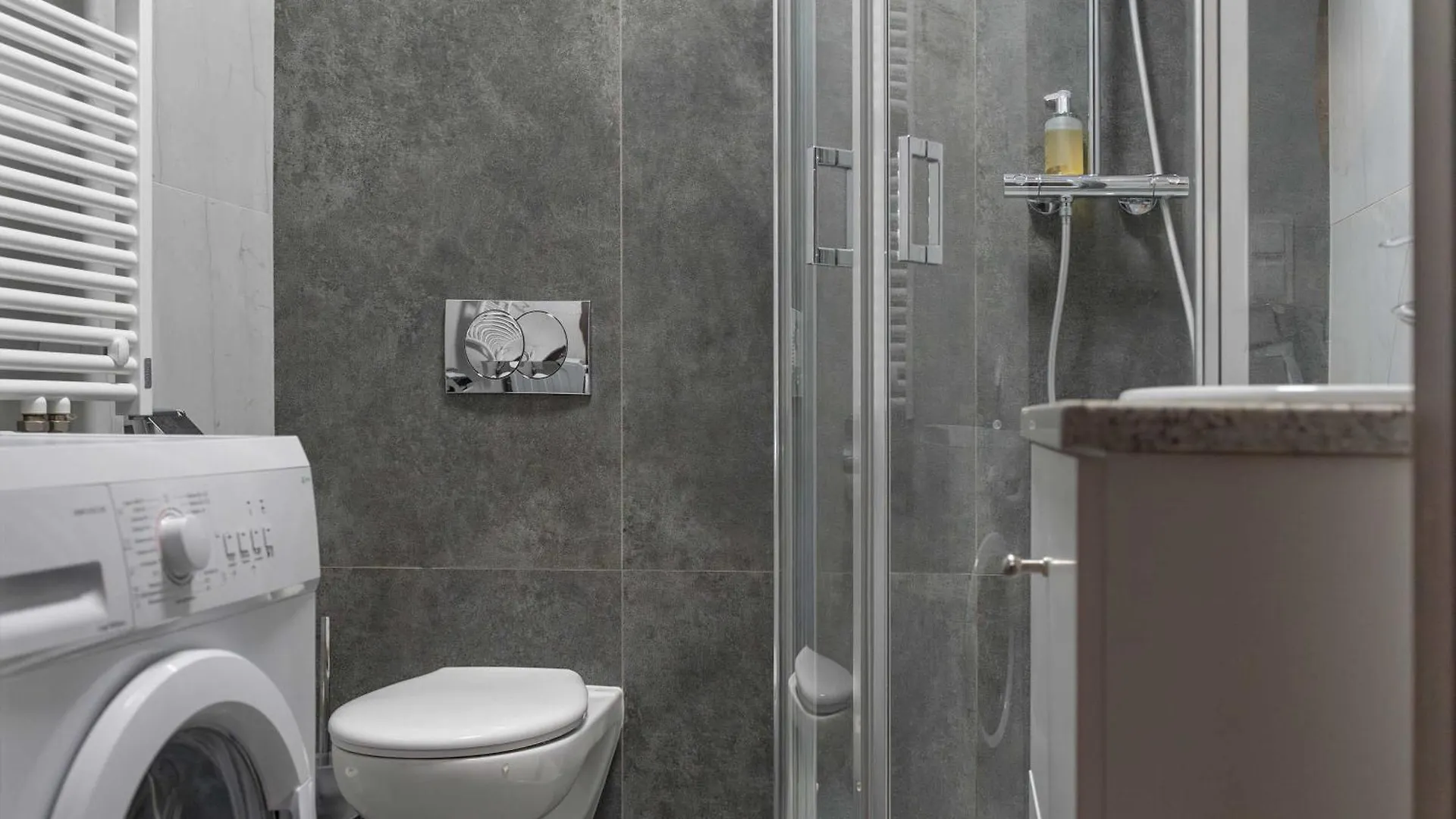 Browar Hevelius Tasteful Apartments In Gdansk By Dom & House